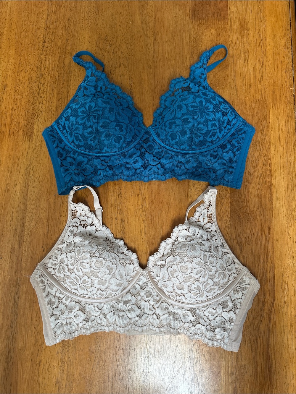 Maidenform back slimming bras size 34B. Well made, underwire, lace covered.